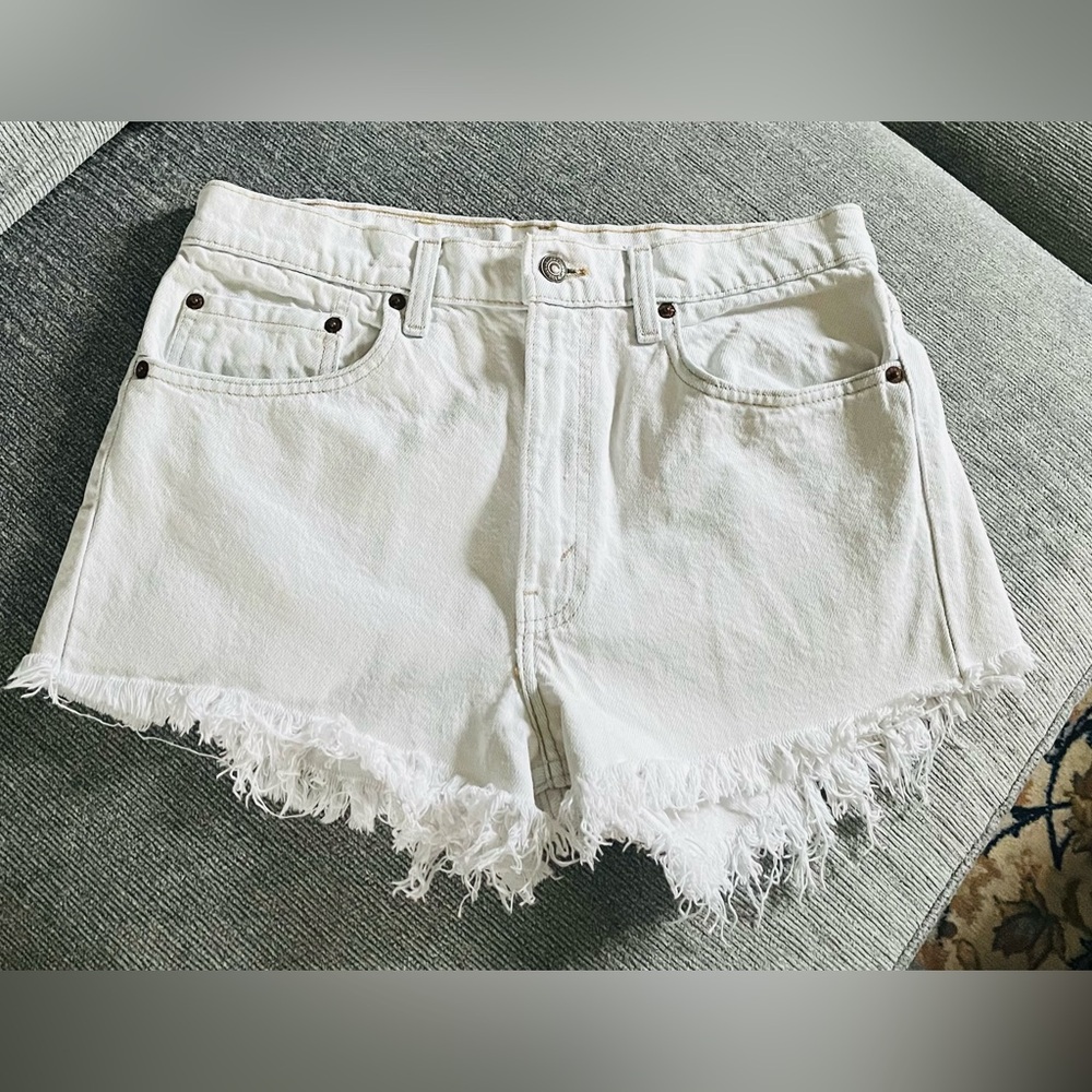 Levi's 505 white cut off denim shorts